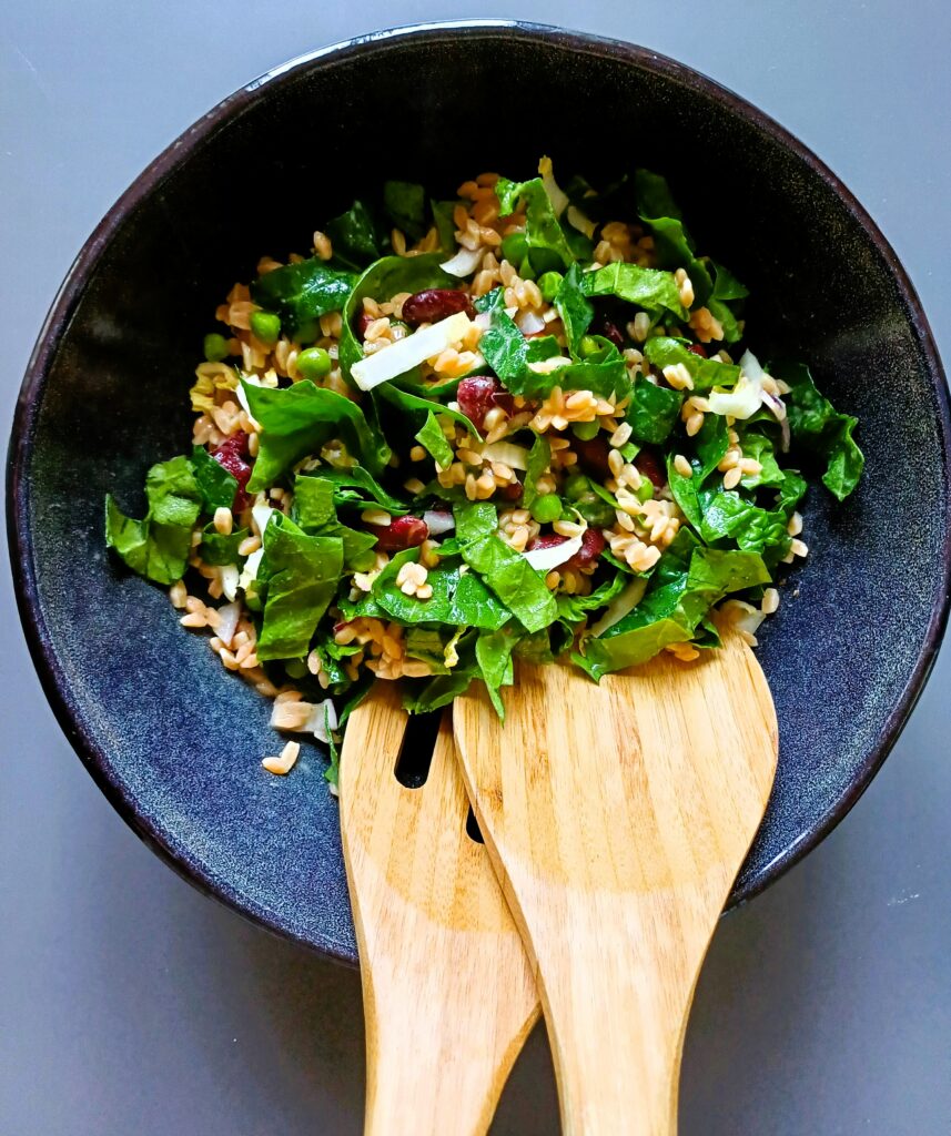 Orzo Salat mit Senf Vinaigrette (vegan)